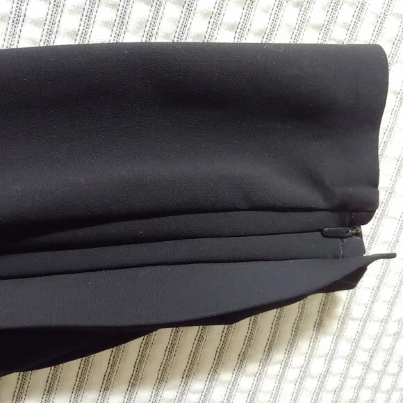 ATHLETA Metropolis Straight Leg Pant Zipper Ankle Black Size 4 - Picture 9 of 10